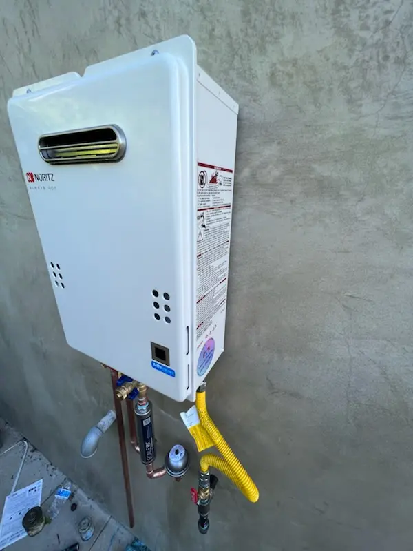 Tankless water heater installation for Menlo Park Terrace homes